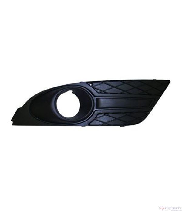 РЕШЕТКА В ПРЕДНА БРОНЯ ДЯСНА С ДУПКИ ЗА ХАЛОГЕНИ (MODEL CC) FORD FOCUS 04-08
